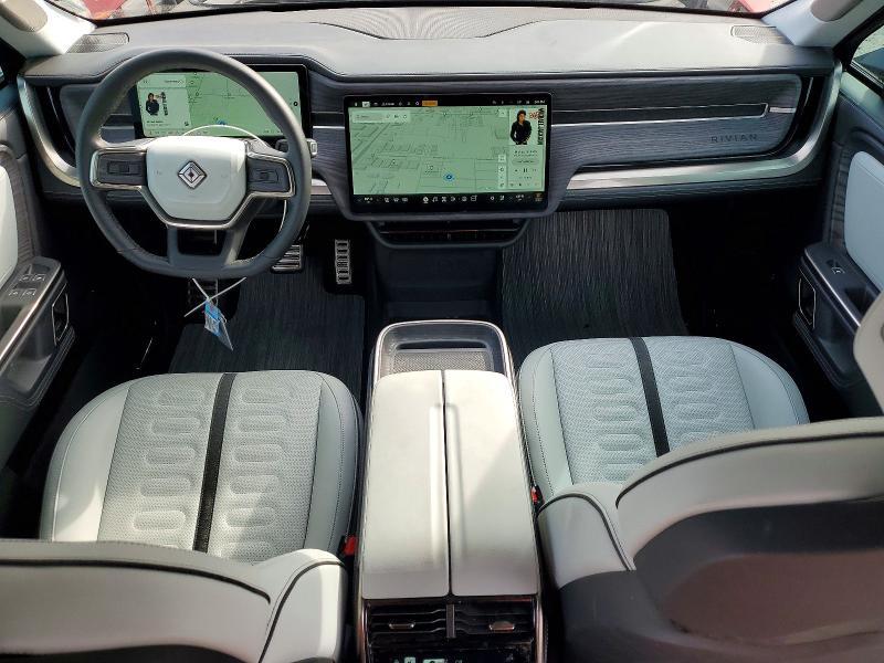 2024 Rivian R1S Adventure