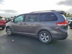 2012 Toyota Sienna le