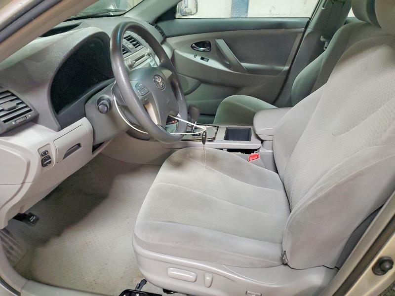 2009 Toyota Camry le