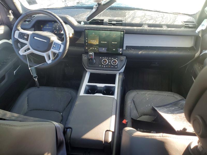 2026 Land Rover Defender 110 s