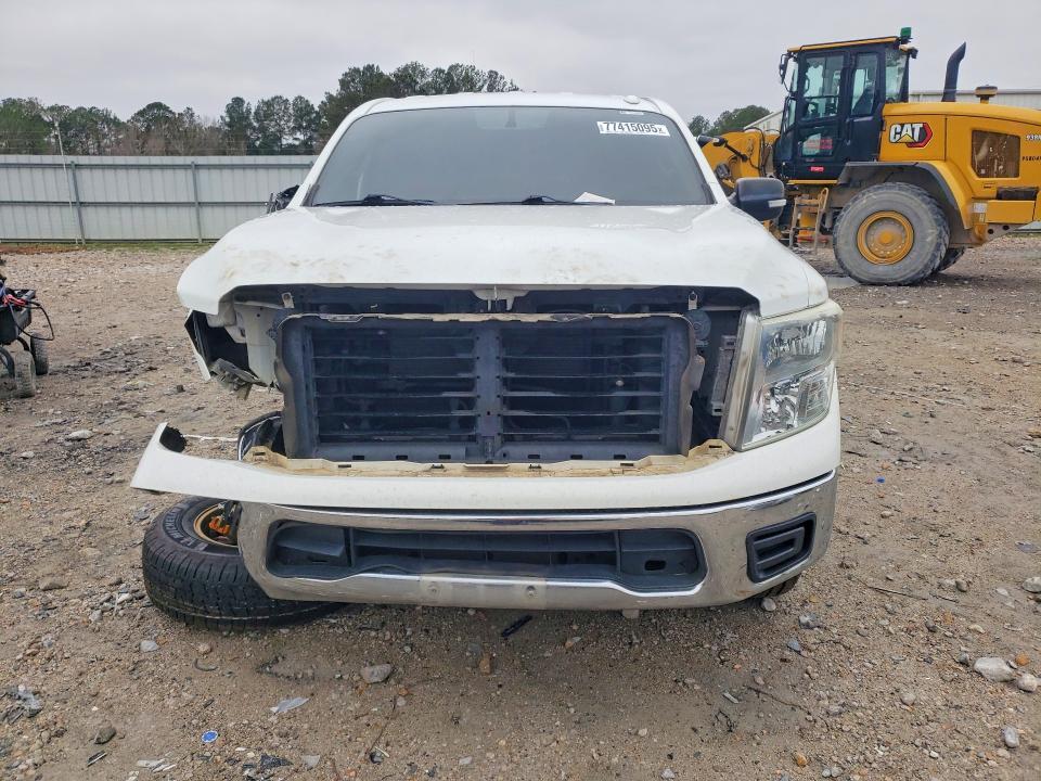 2017 Nissan Titan s