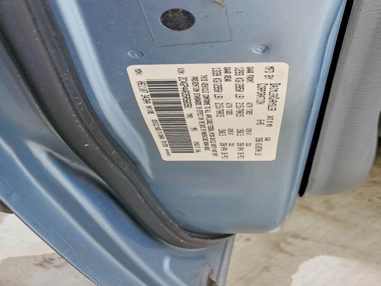 2005 Chrysler Town & Country lx