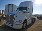2014 Kenworth T680 Semi Truck