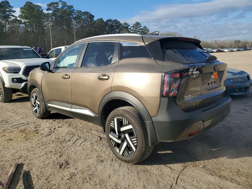 2026 Nissan Kicks sv