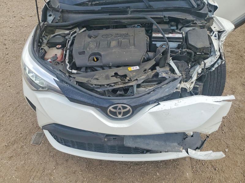2021 Toyota C-hr xle