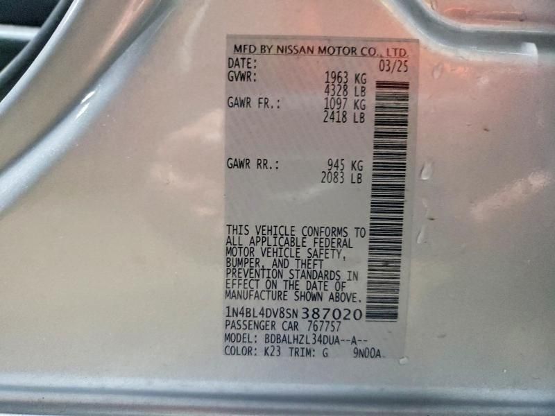 2025 Nissan Altima sv