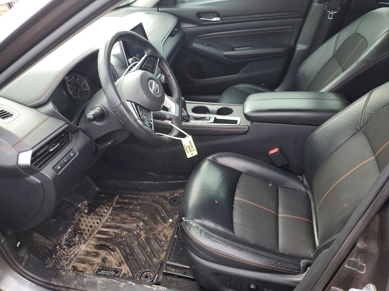 2021 Nissan Altima sr