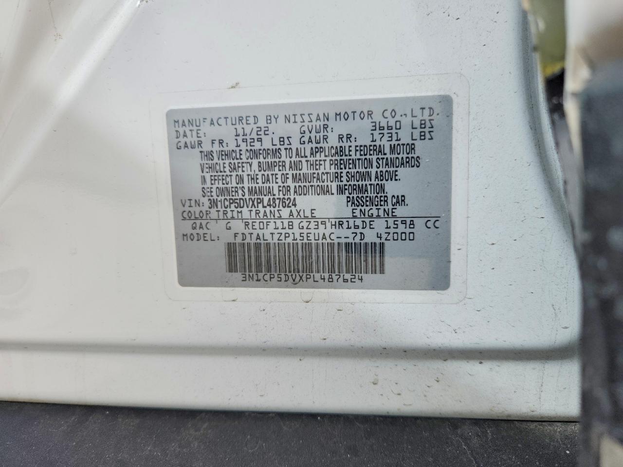 2023 Nissan Kicks sr
