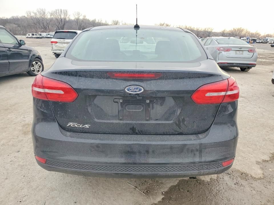 2018 Ford Focus s