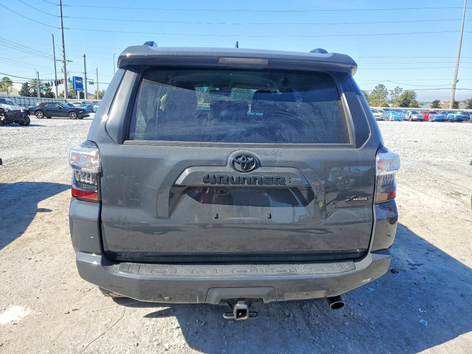 2024 Toyota 4runner SR5