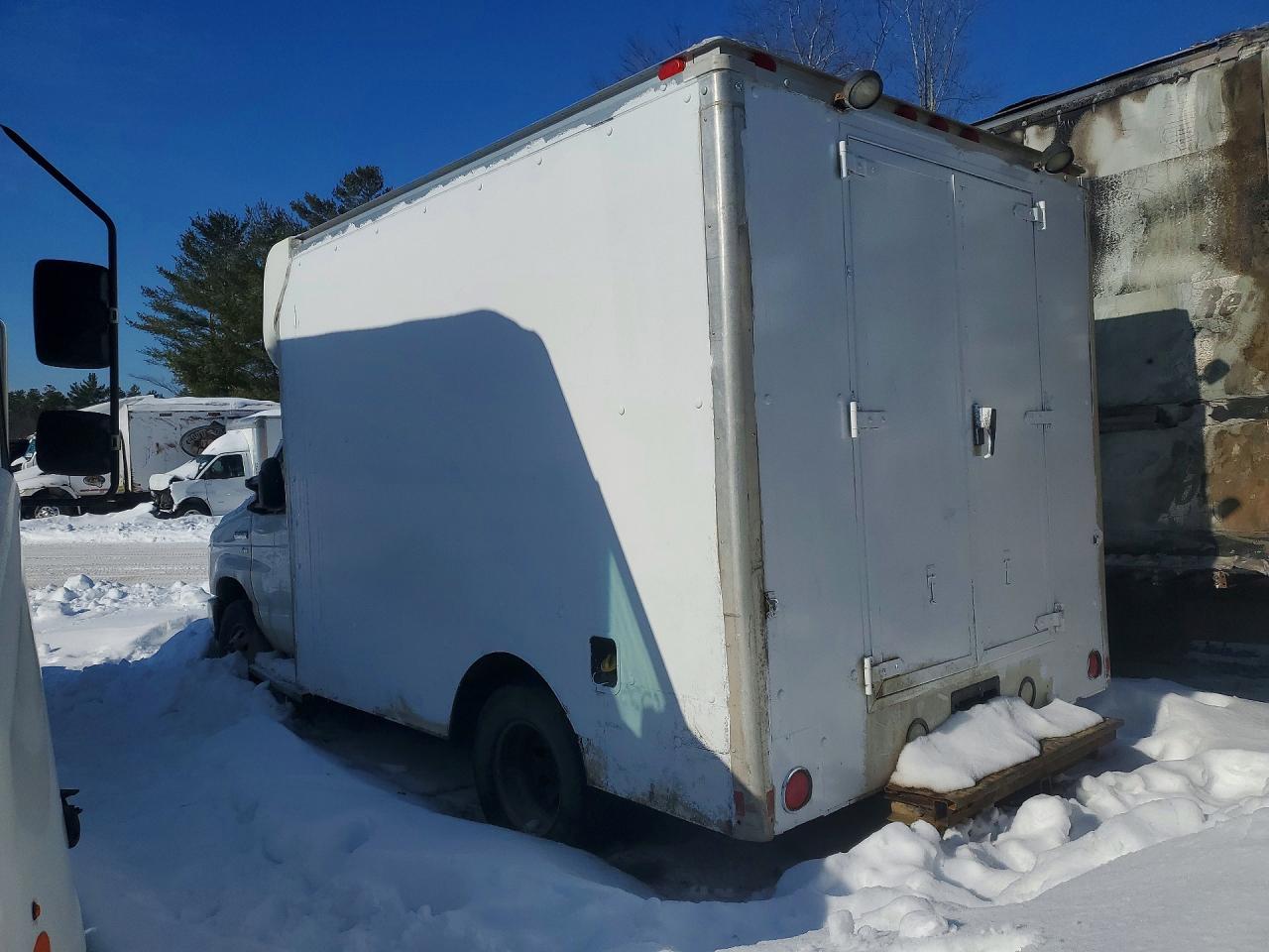2013 Ford E350 Delivery Truck