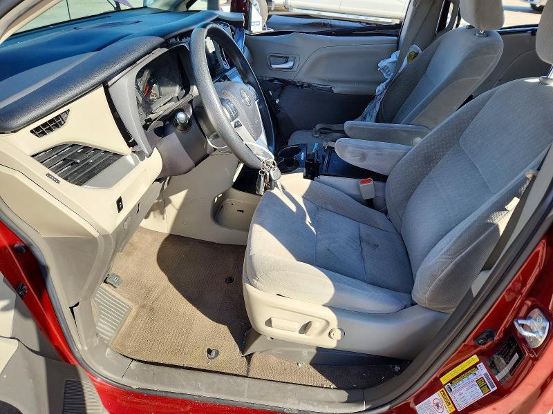 2017 Toyota Sienna le