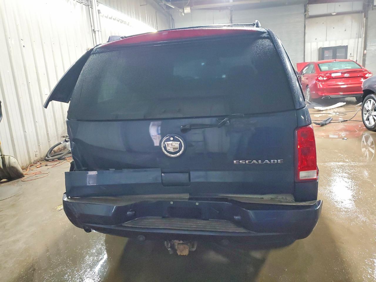 2005 Cadillac Escalade Luxury