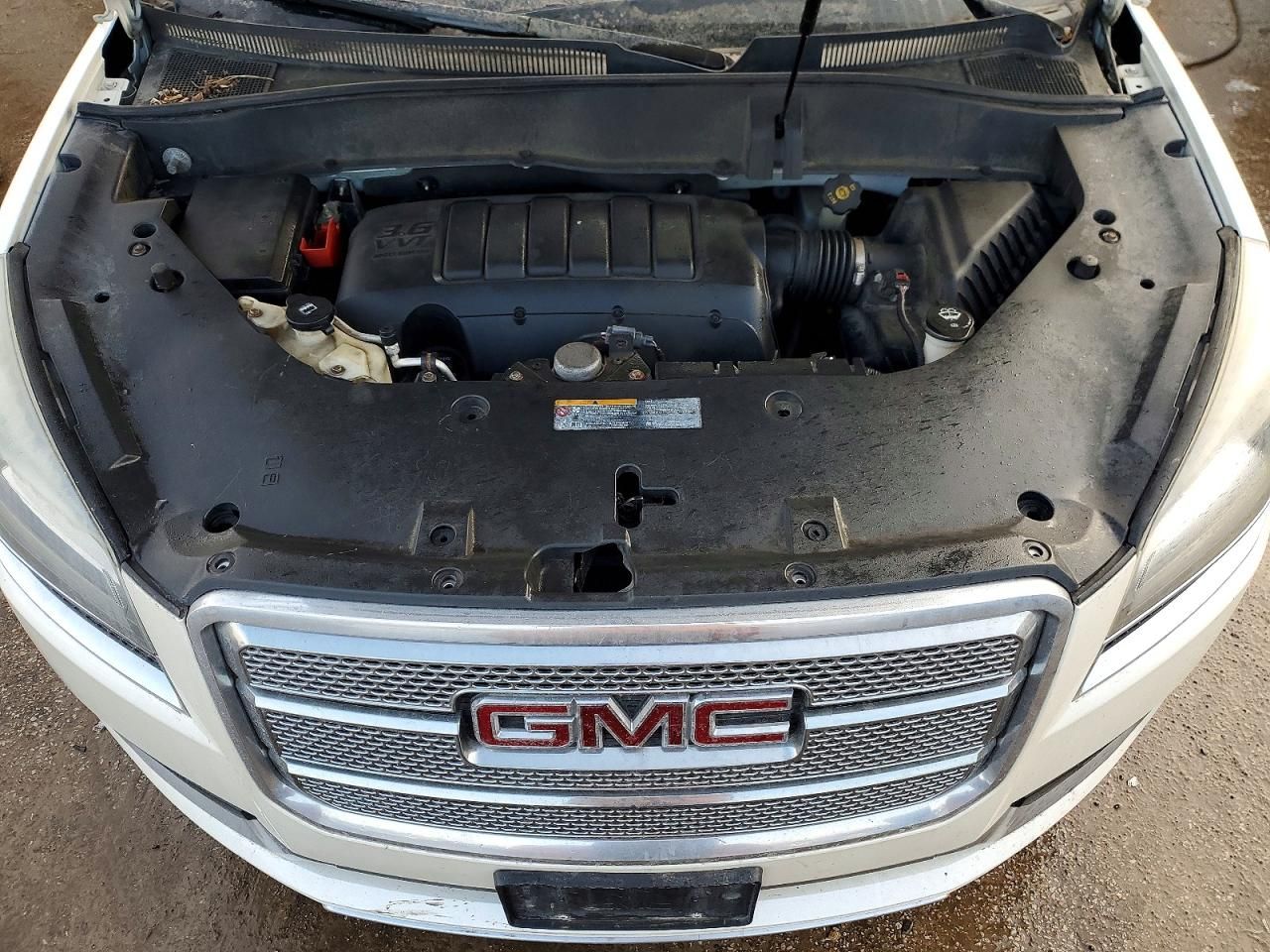 2013 GMC Acadia Denali