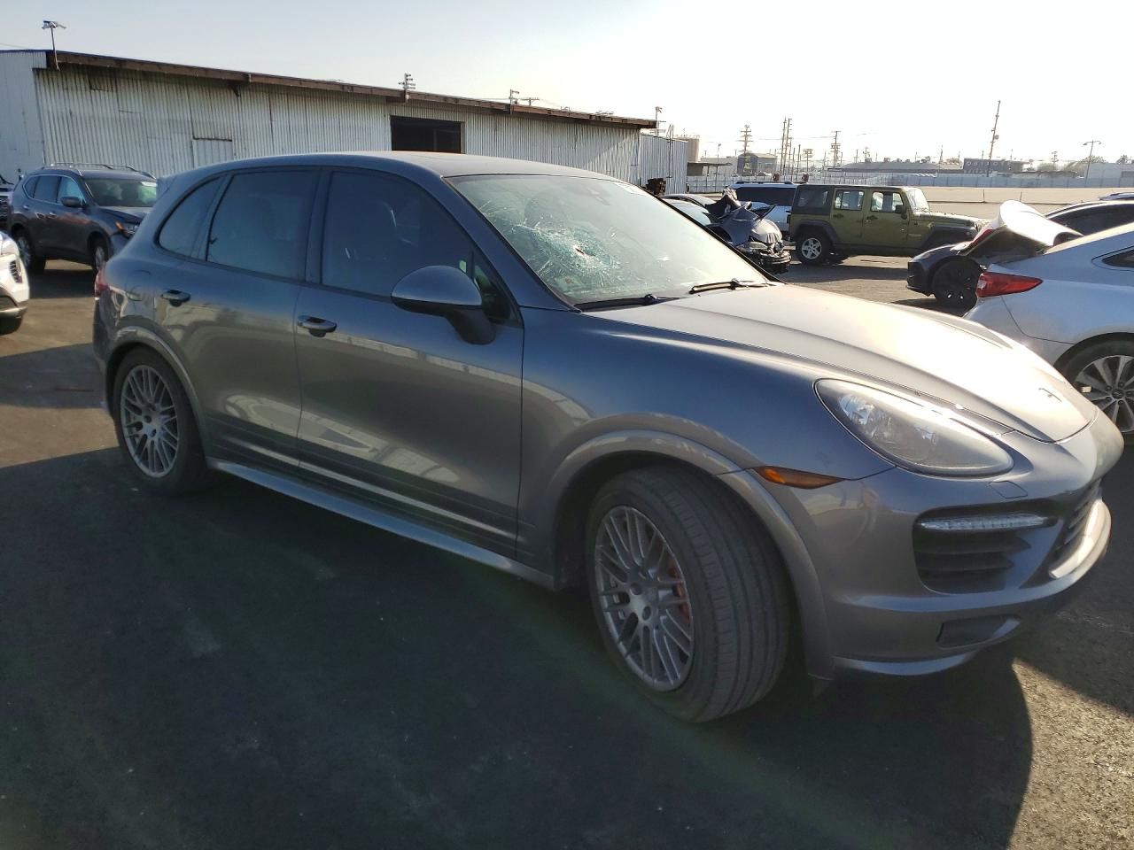 2014 Porsche Cayenne gts