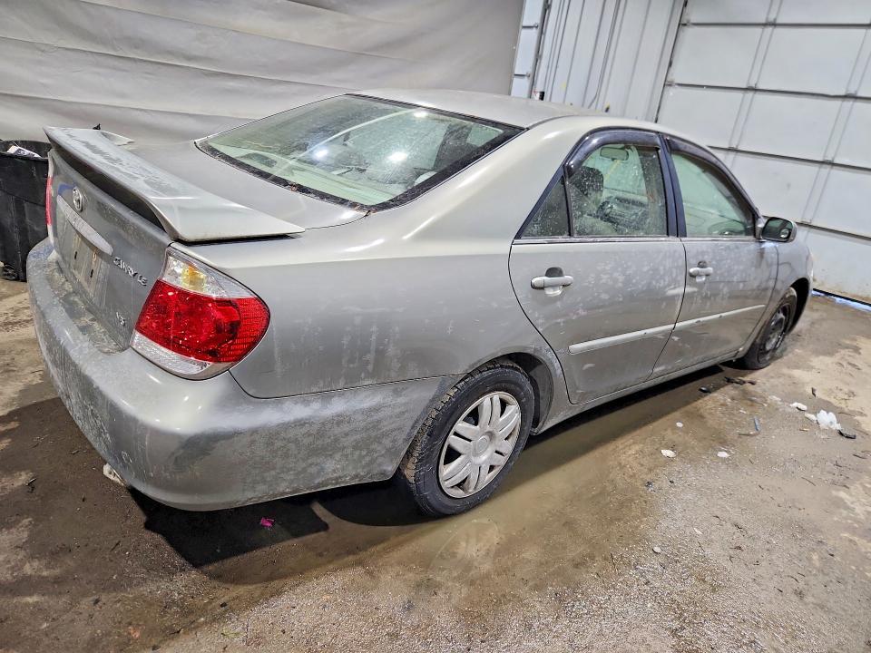 2006 Toyota Camry le