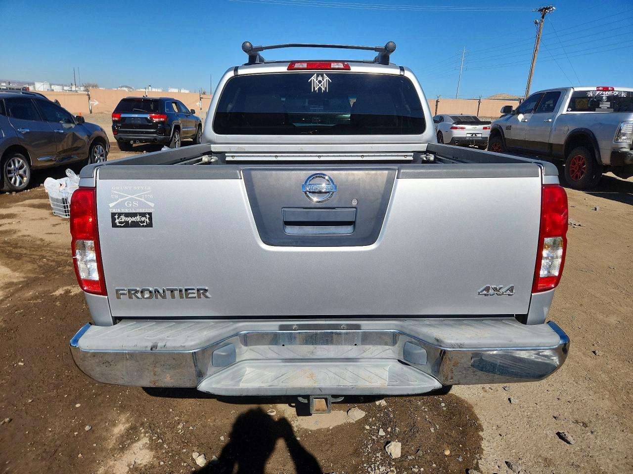 2006 Nissan Frontier Crew cab le