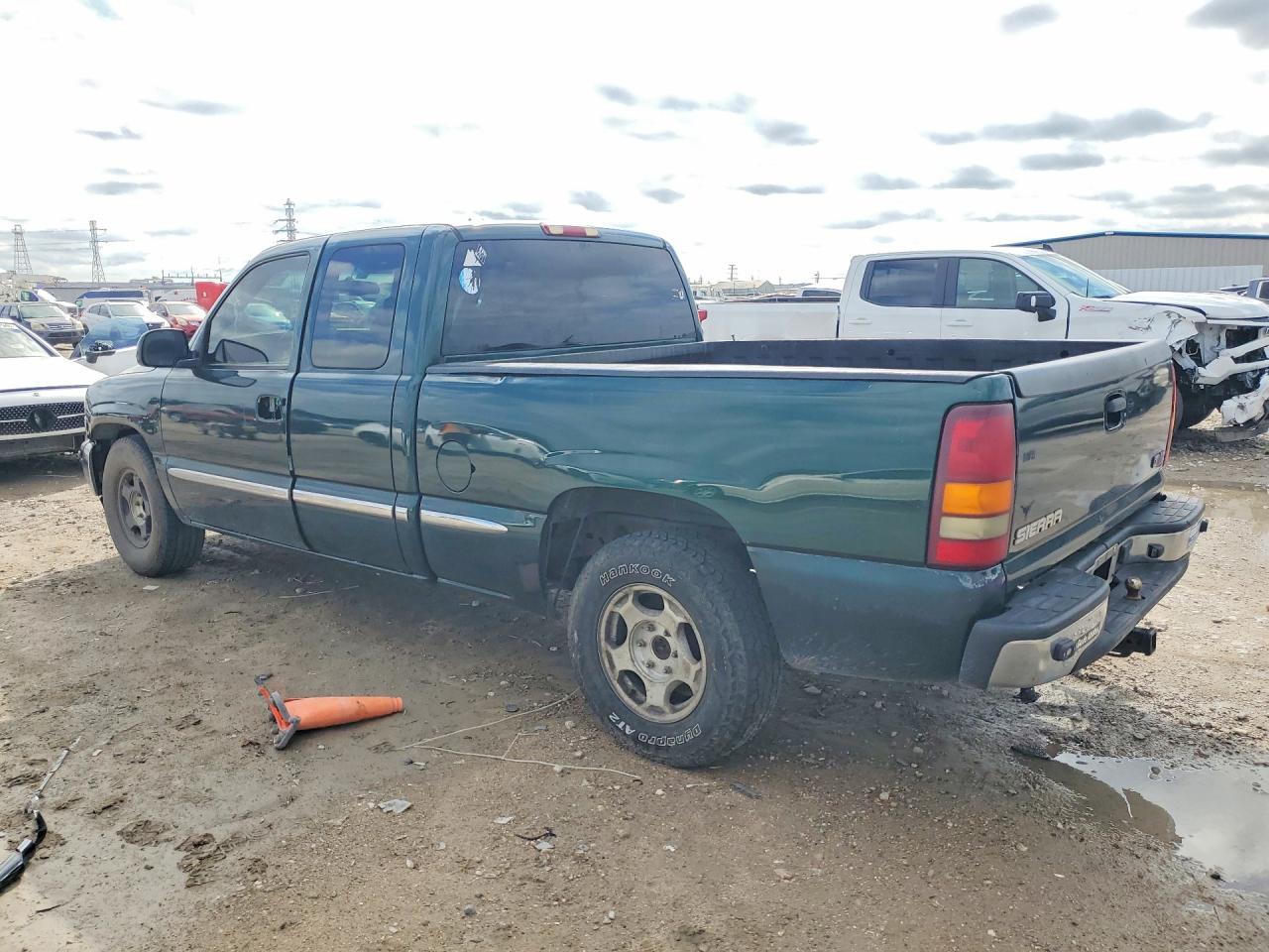 2002 GMC New Sierra C1500