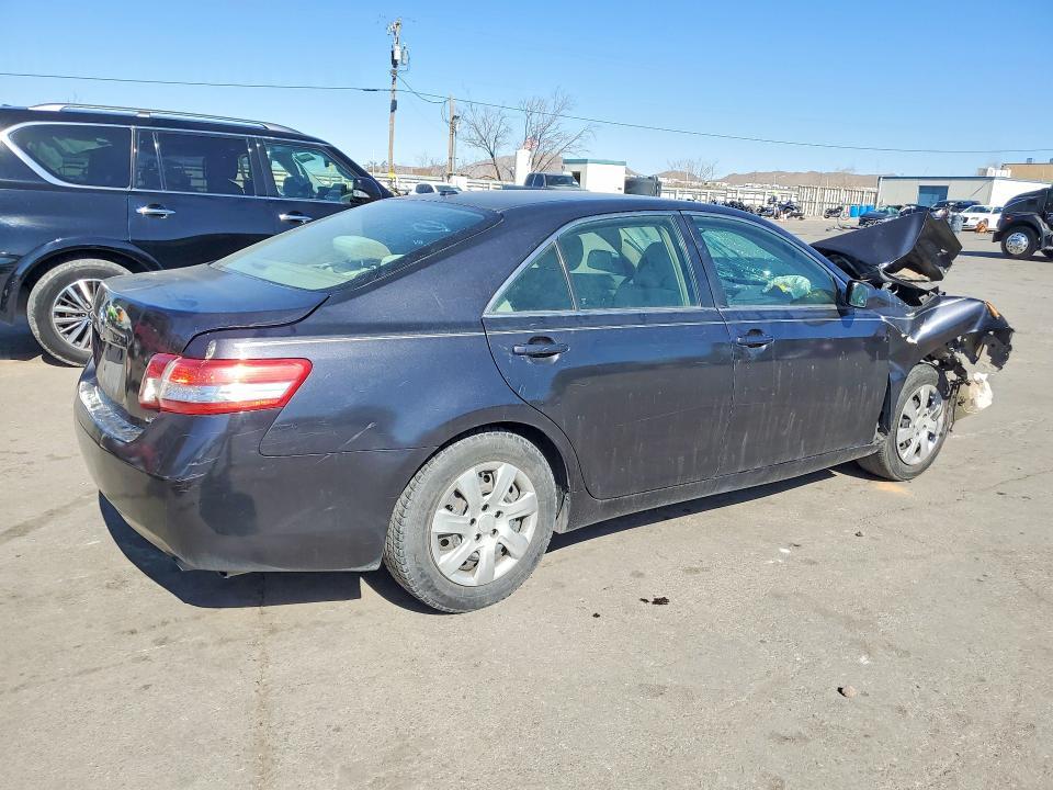 2010 Toyota Camry le