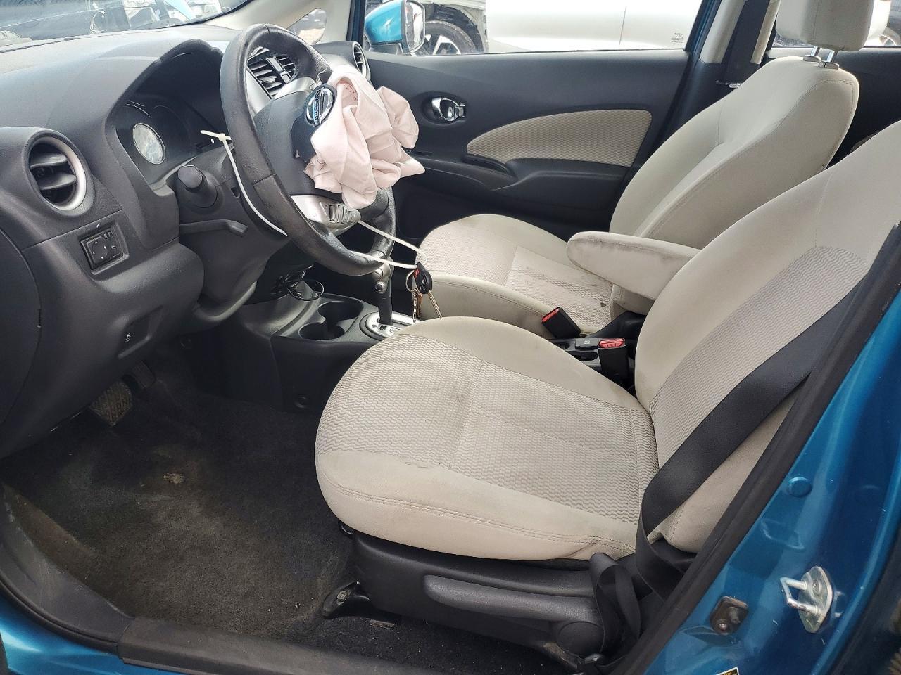 2015 Niss Versa Note sv