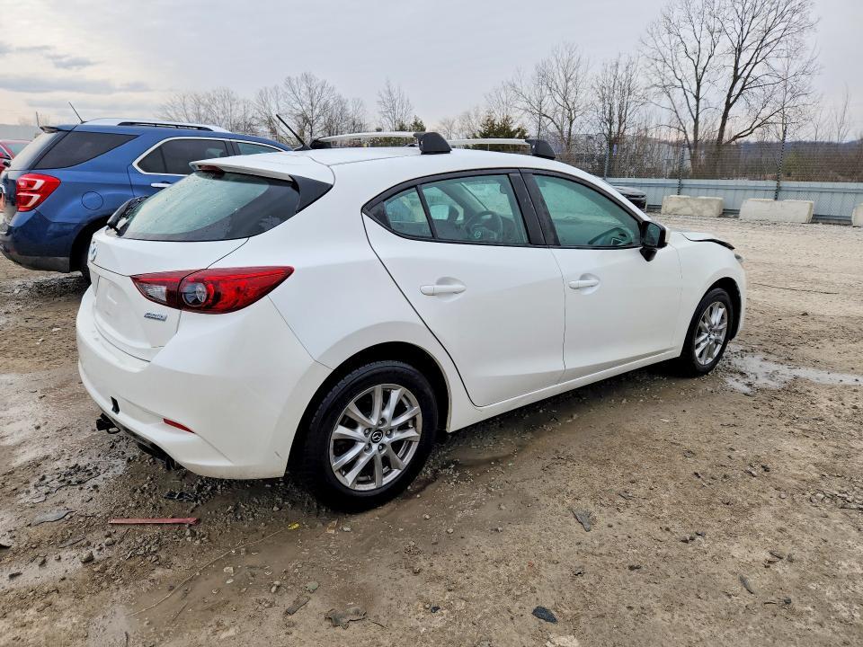 2018 Mazda 3 Sport