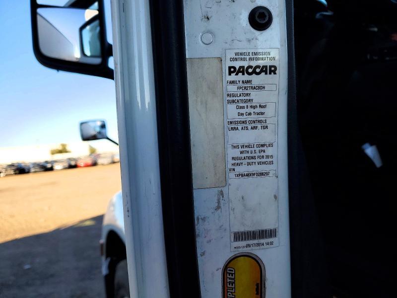 2015 Peterbilt 579 Semi Truck