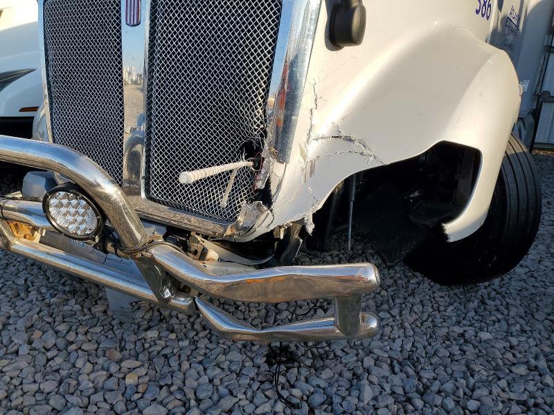 2020 Kenworth Construction T680