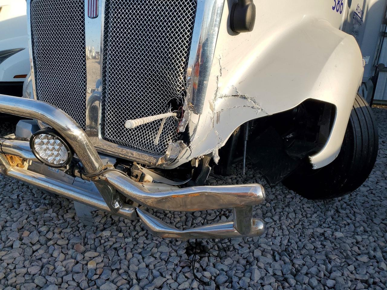 2020 Kenworth Construction T680