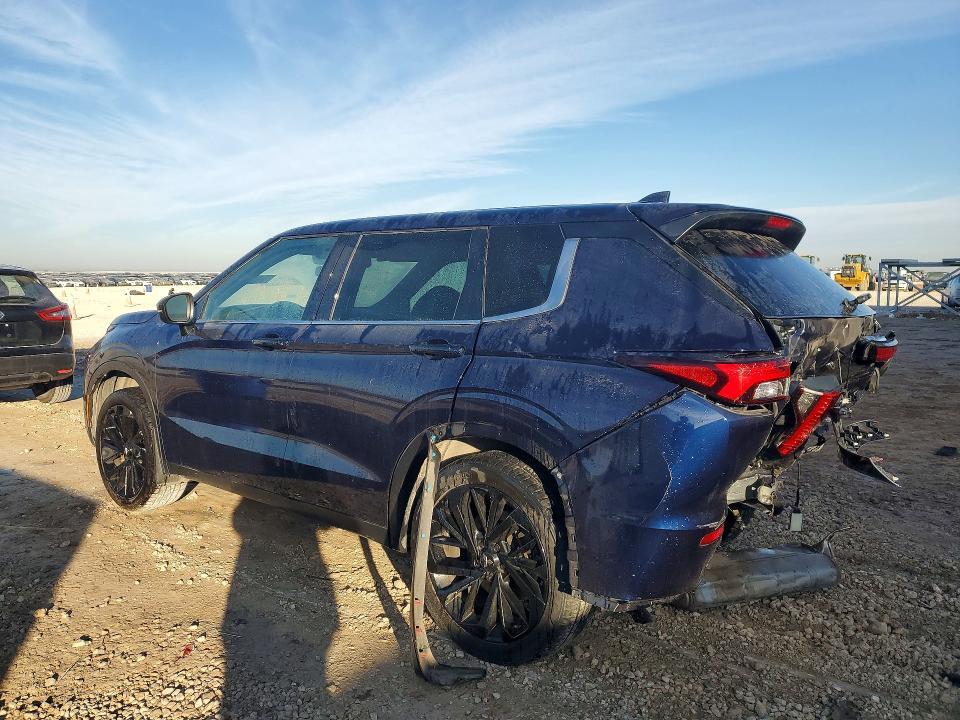 2022 Mitsubishi Outlander se