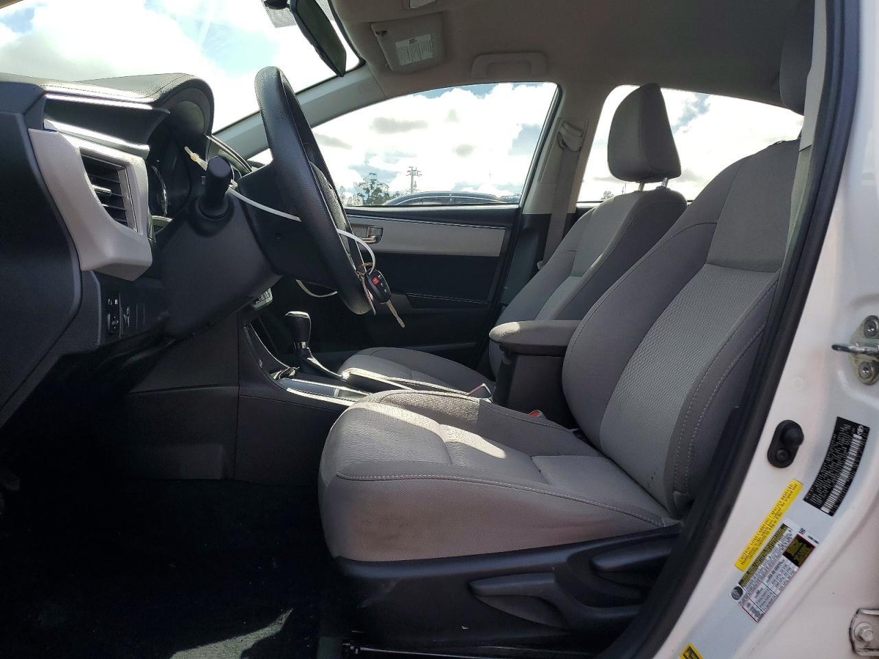 2015 Toyota Corolla le