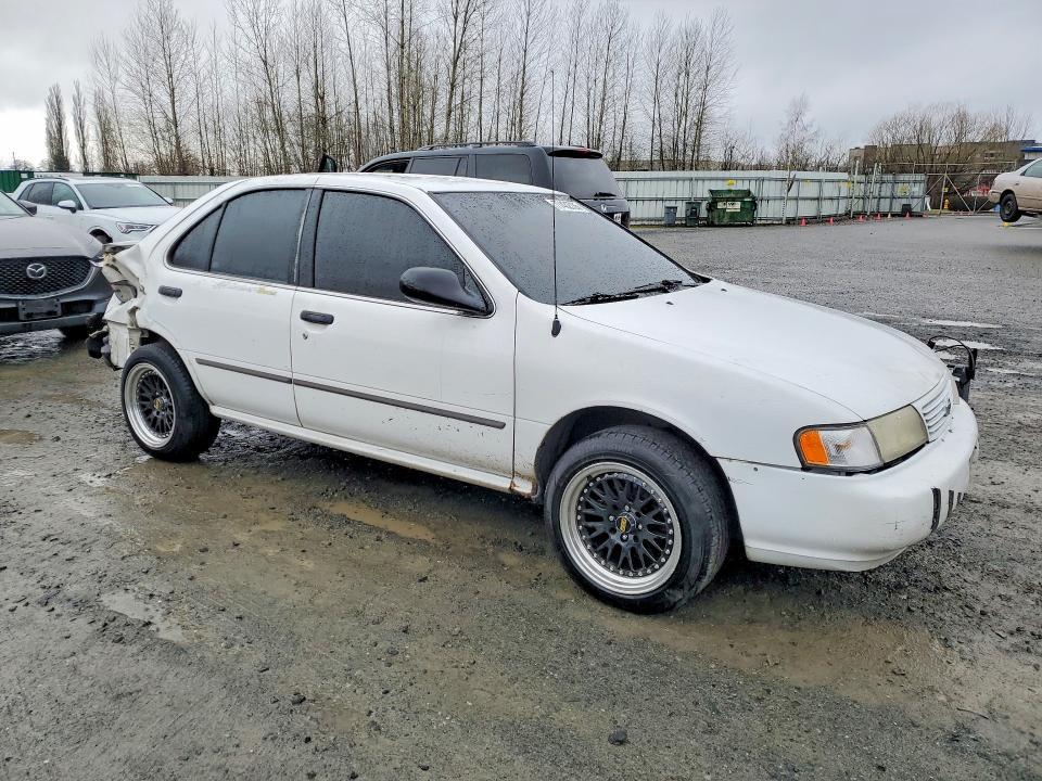 1997 Nissan Sentra Base