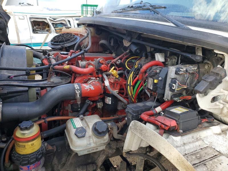 2019 Freightliner M2 106 MED-Semi Truck