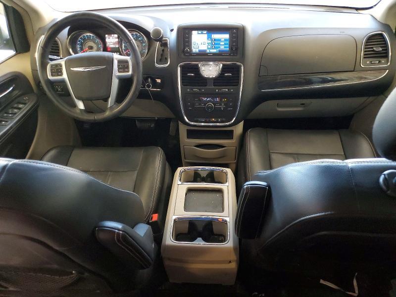 2012 Chrysler Town & Country Touring