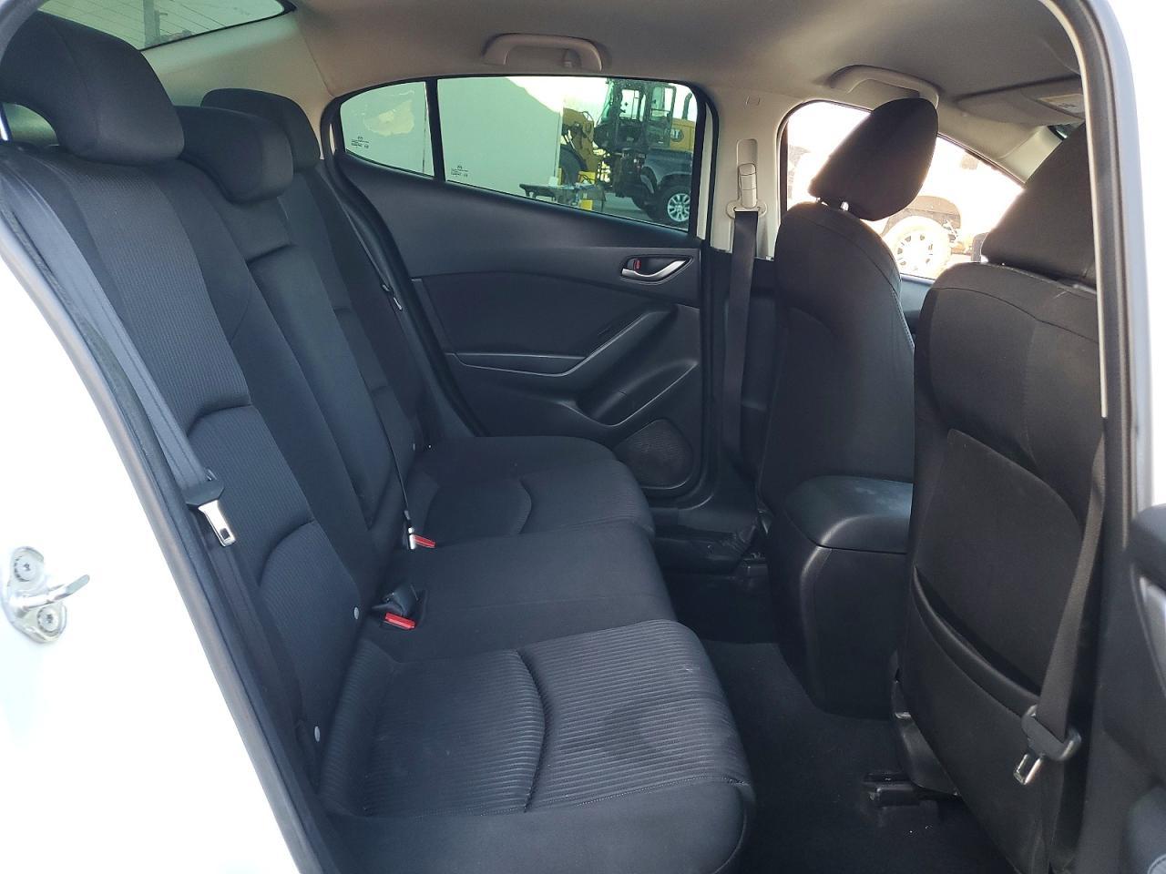 2016 Mazda 3 Sport