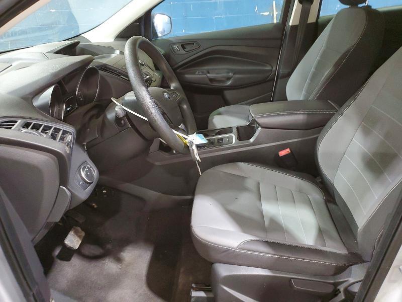 2019 Ford Escape s