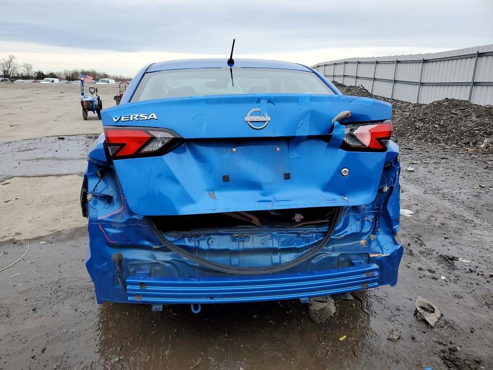 2023 Nissan Versa s
