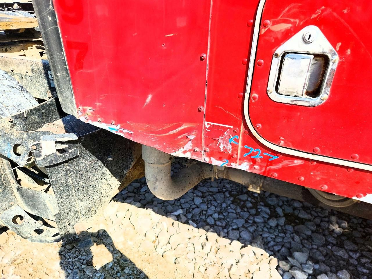 1997 Kenworth T600 Semi Truck