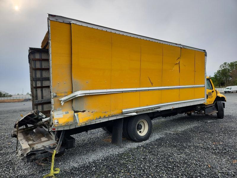 2012 Freigliner 2012 Freightliner Business Class M2 BOX Truck