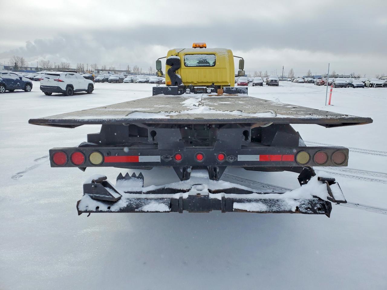 2008 International CF 600