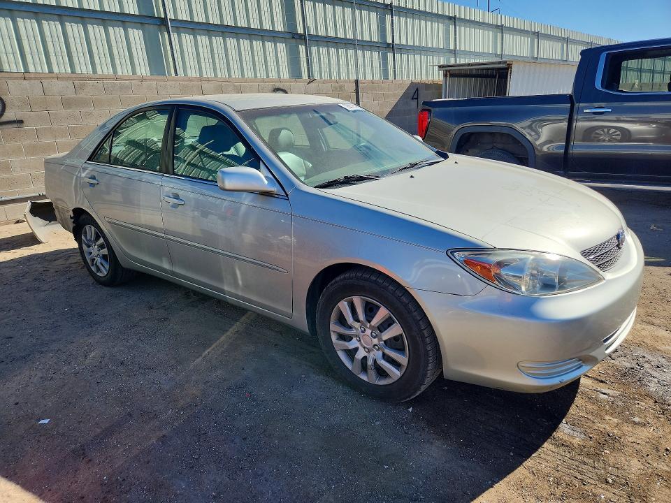 2002 Toyota Camry le