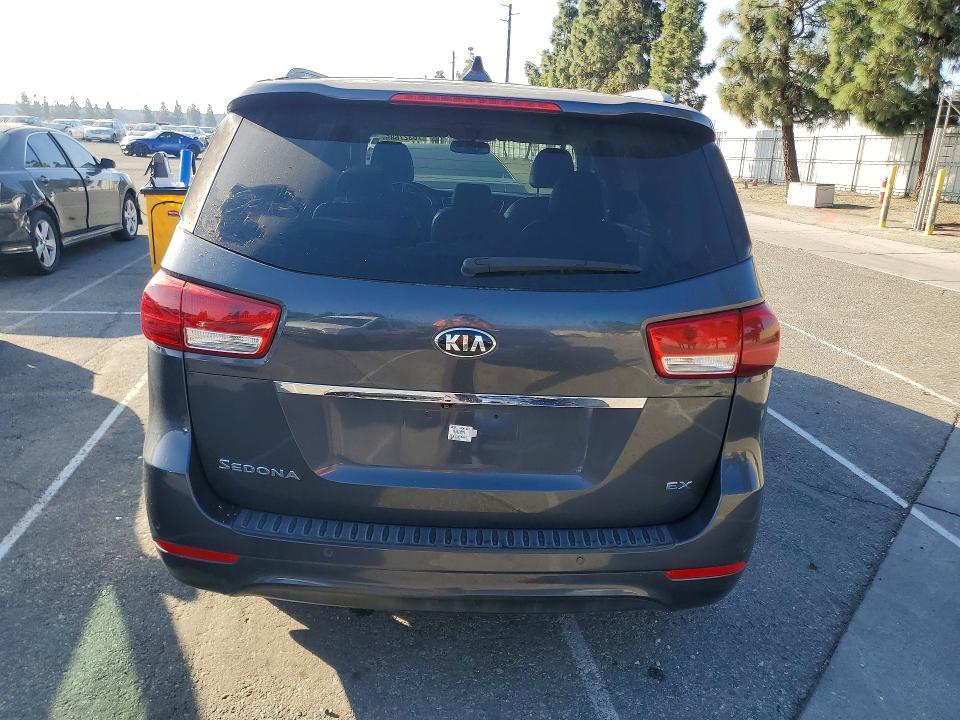 2017 KIA Sedona ex