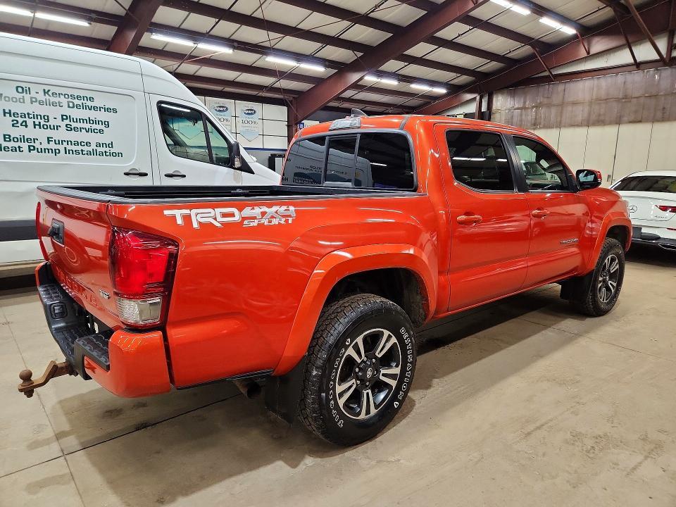 2016 Toyota Tacoma trd Sport