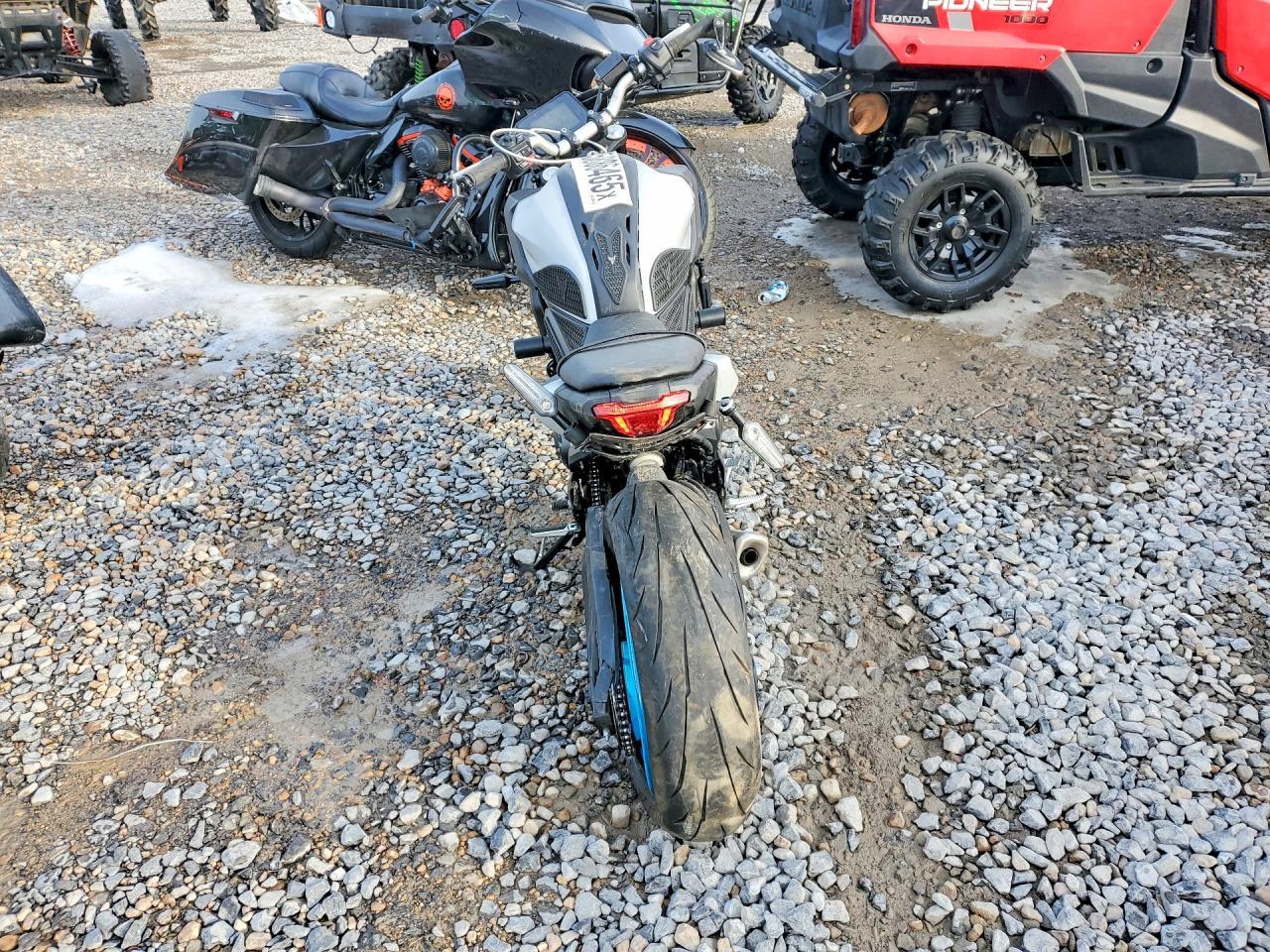 2025 Yama MTN690