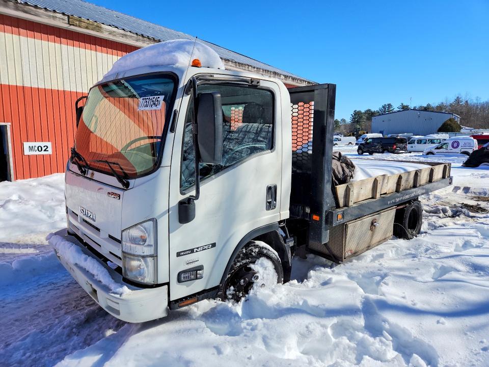 2012 ISU Zu npr Flatbed Dump Truck