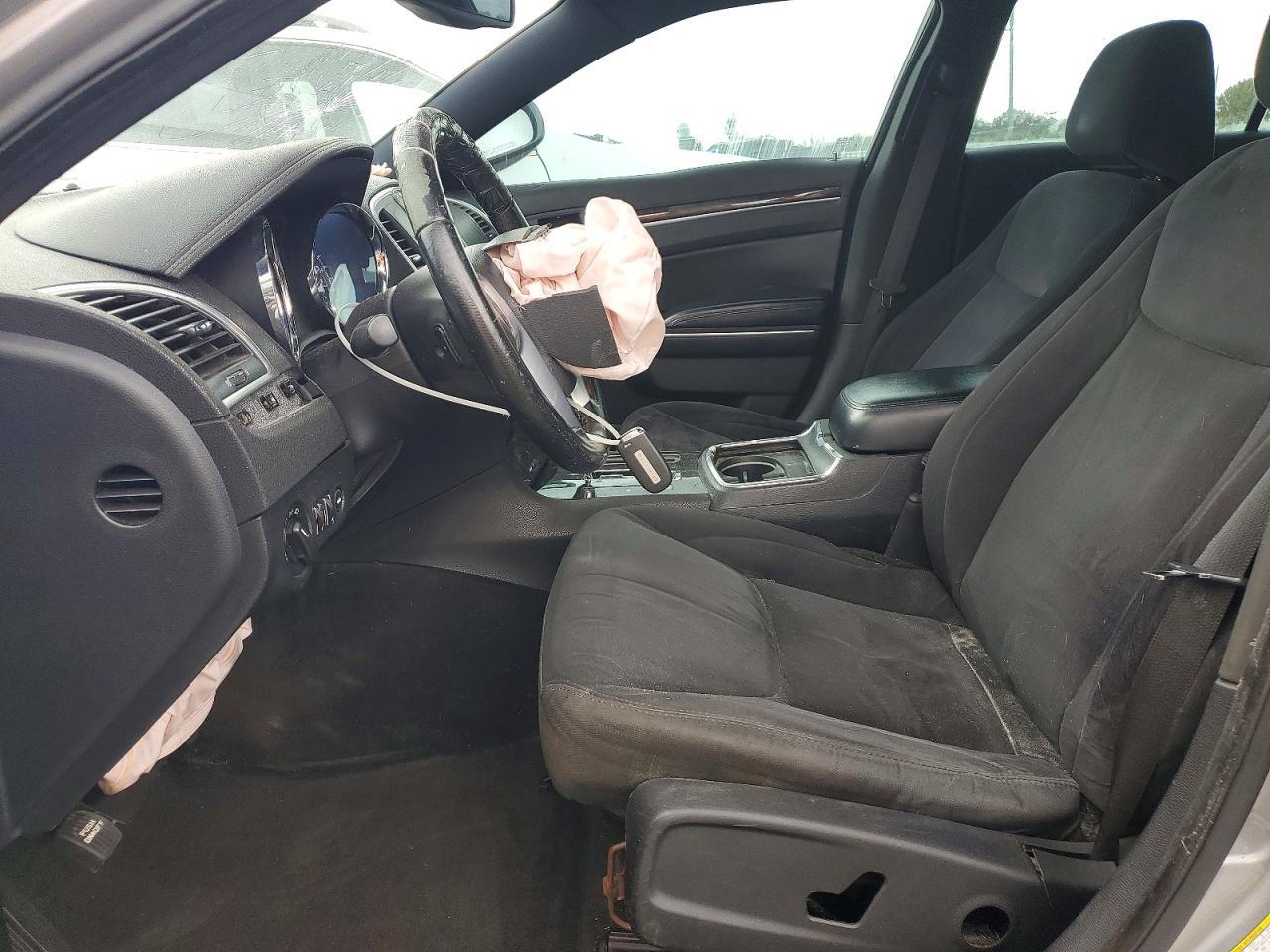 2011 Chrysler 300