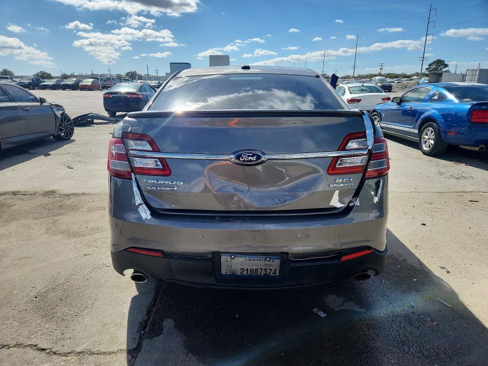 2014 Ford Taurus sel