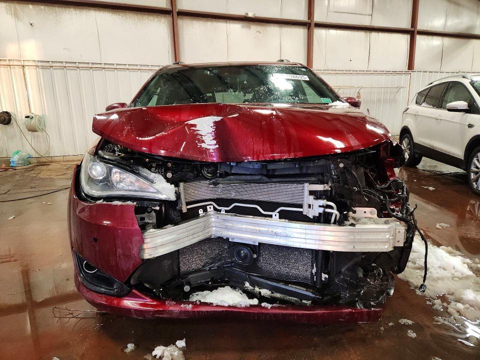 2020 Chrysler Pacifica Touring l