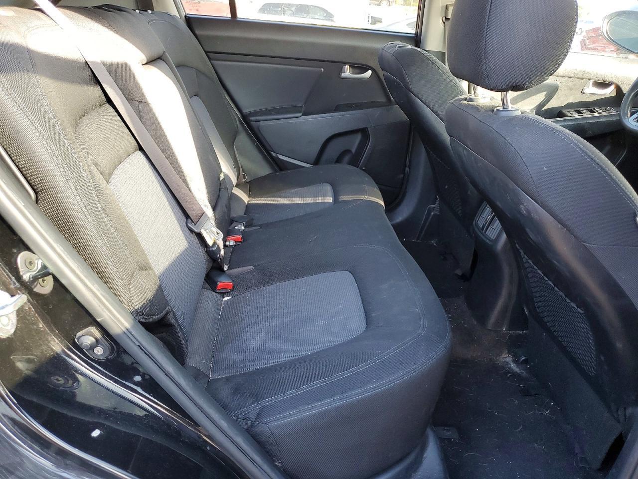 2015 KIA Sportage lx
