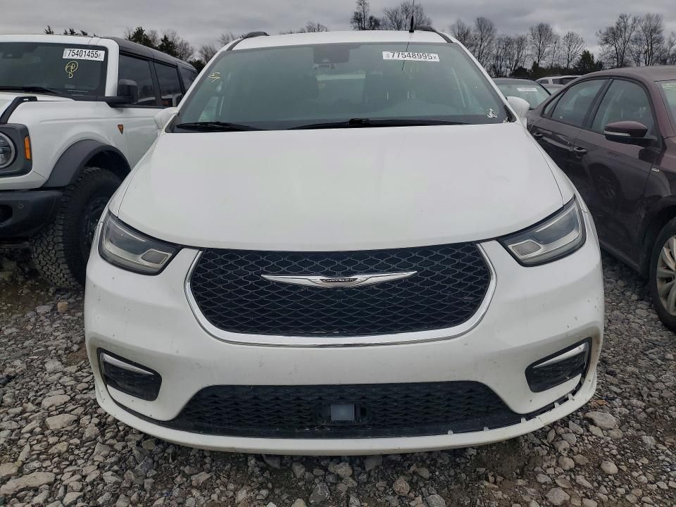 2022 Chrysler Pacifica Touring