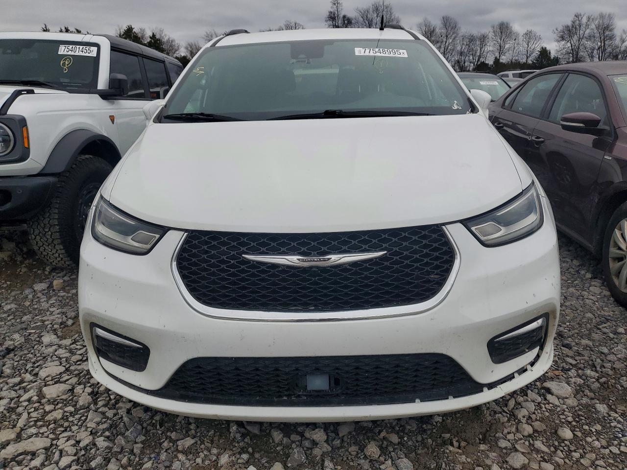 2022 Chrysler Pacifica Touring